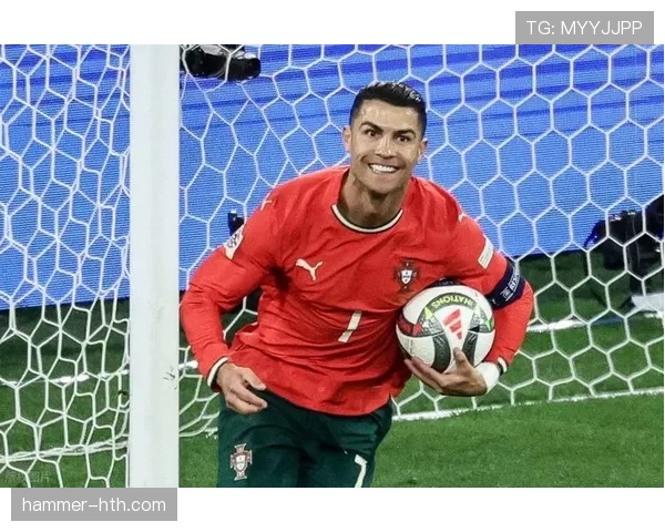 C罗无球跑动推动足球战术创新，成为新一代球员学习典范